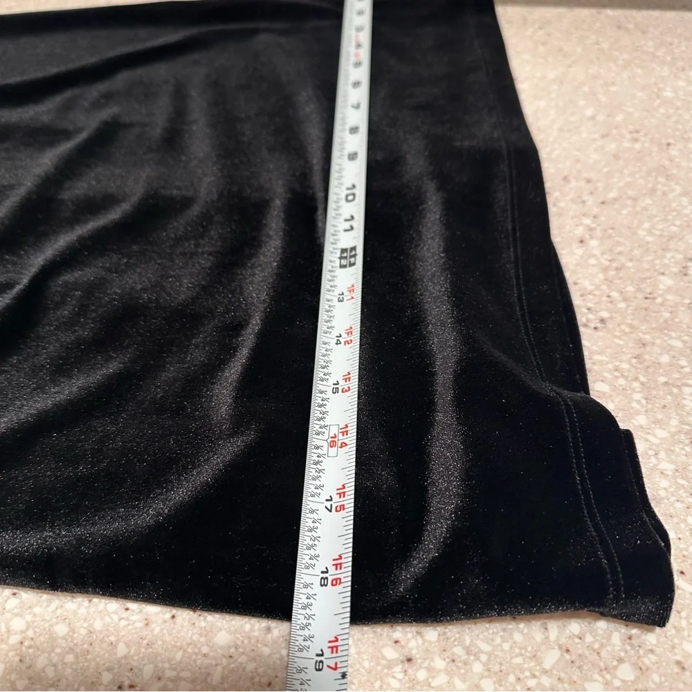 White House Black Market Black Velvet & Lace Veiling Evening Shift Dress Size 2